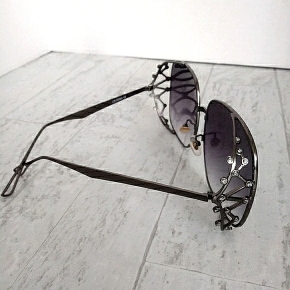 New Women's Polarized Luxury Square Oversized Sunglasses - Picture 6 of 8